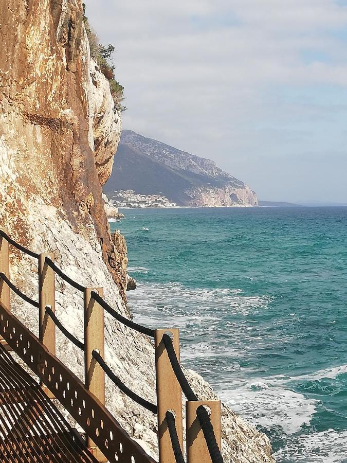 Appartamenti Le Conchiglie E Le Stelle Marine Cala Gonone Eksteriør bilde